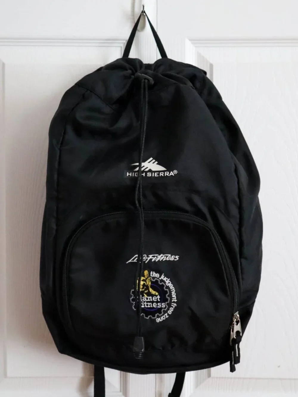 Sierra Synch Lightweight Drawstring Backpack Daypack Black 17